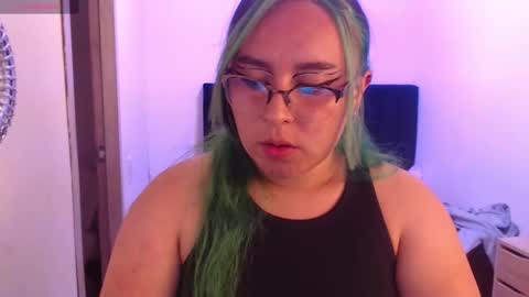 Sasha Greey online show from October 2025 12:33:02 AM