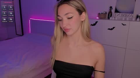 Snapshot of _secretdesire chatting on November 2025 07:05:01 PM Kat online show from November 2025 07:05:01 PM