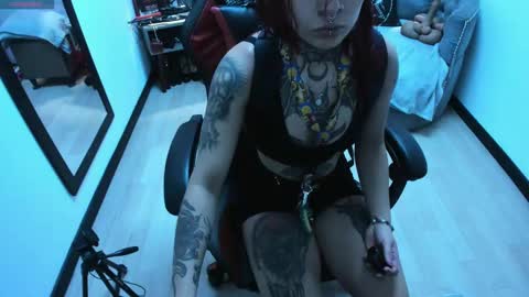 Selene online show from February 2025 12:34:01 PM