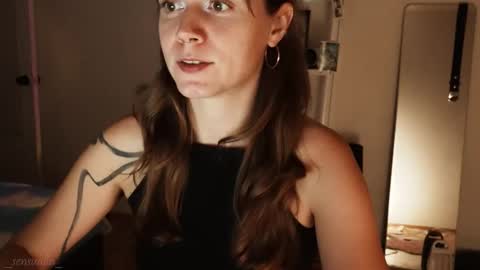 Snapshot of _sensualia_ chatting on September 2025 06:56:02 PM Lia online show from September 2025 06:56:02 PM