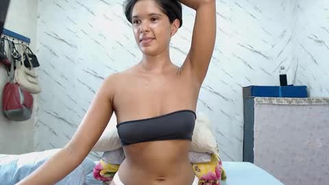Danniela online show from December 2024 06:02:02 PM