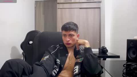 Juan Pablo-independent model online show from January 2025 03:15:02 AM