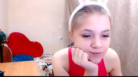 Mari online show from January 2025 11:01:02 AM