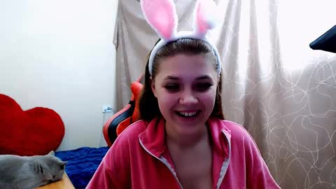 Mari online show from March 2025 07:12:02 PM