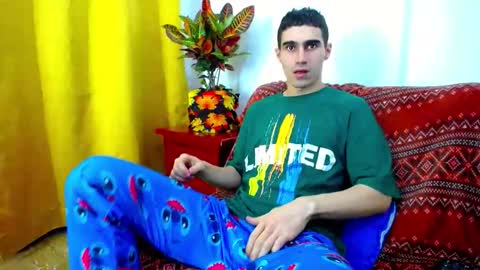 Snapshot of _skyleer_ chatting on November 2025 11:37:02 PM _skyleer_ online show from November 2025 11:37:02 PM