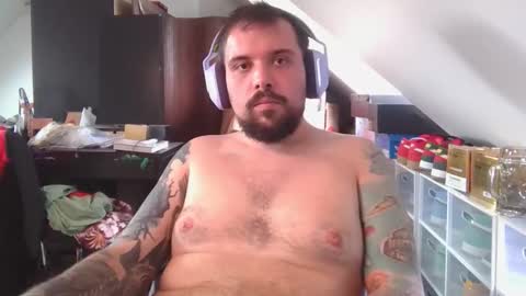 Snapshot of _smiley_bear27 chatting on November 2025 06:01:01 AM _smiley_bear27 online show from November 2025 06:01:01 AM