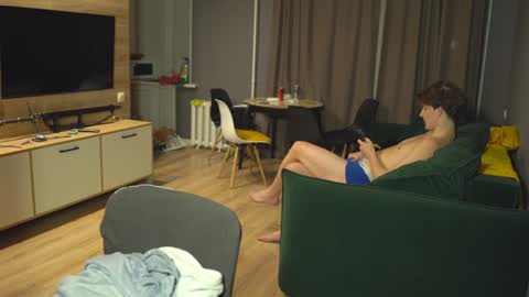 OLIVERpvt is open online show from December 2024 12:59:02 PM