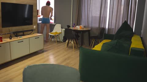 OLIVERpvt is open online show from December 2024 10:01:02 AM