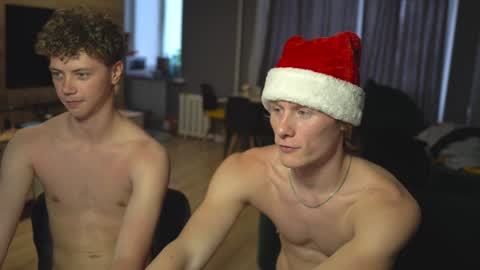 OLIVERpvt is open online show from December 2024 06:09:02 AM