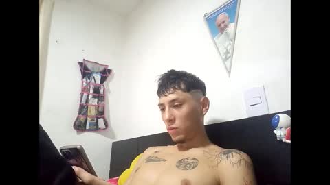 Snapshot of _spider_dick_ chatting on January 2025 02:03:02 AM Alejandro Pinzon online show from January 2025 02:03:02 AM