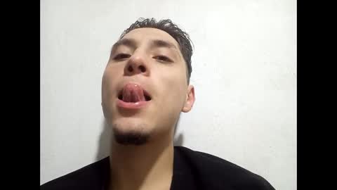 Snapshot of _spider_dick_ chatting on February 2025 03:42:01 AM Alejandro Pinzon online show from February 2025 03:42:01 AM