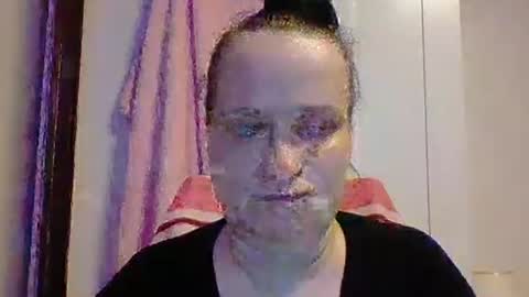 Melisa online show from February 2025 06:23:01 PM