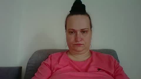 Melisa online show from October 2025 07:18:02 AM