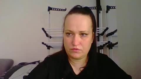 Melisa online show from November 2025 07:19:02 AM
