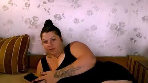 Ilona online show from September 2025 09:42:02 AM
