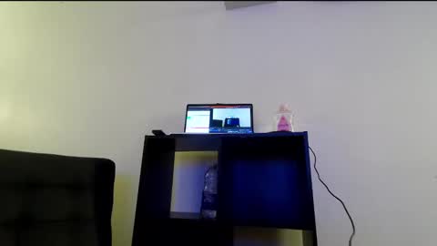 Snapshot of _submissiveamy888 chatting on November 2025 03:44:02 PM _submissiveamy888 online show from November 2025 03:44:02 PM