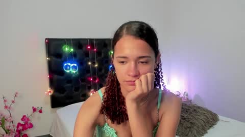 Sussi online show from December 2024 05:10:02 PM
