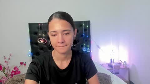 Sussi online show from December 2024 01:43:02 PM