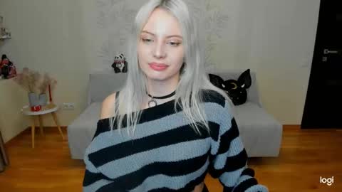 Marie online show from February 2025 07:10:02 PM