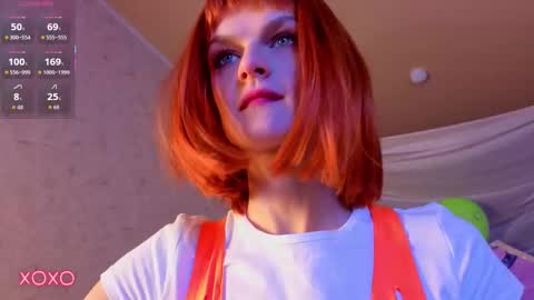 _sweet_kira_ online show from October 2025 01:39:01 AM