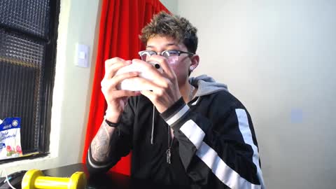 Thomas online show from February 2025 09:51:01 PM