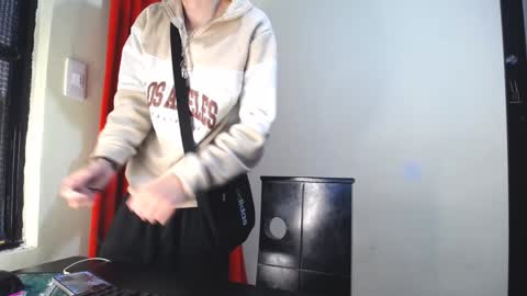 Thomas online show from February 2025 07:53:02 PM