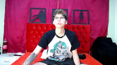 Thomas online show from February 2025 08:03:01 PM