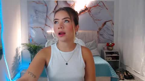 Snapshot of _tiffany1 chatting on September 2025 08:08:02 PM _tiffany1 online show from September 2025 08:08:02 PM