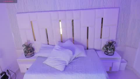 Snapshot of _tinyrousse_ chatting on September 2025 07:02:02 PM Rousse online show from September 2025 07:02:02 PM