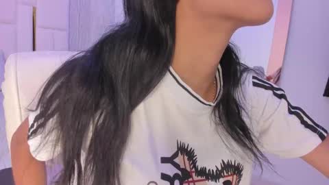 Snapshot of _tinyrousse_ chatting on October 2025 07:36:02 PM Rousse online show from October 2025 07:36:02 PM