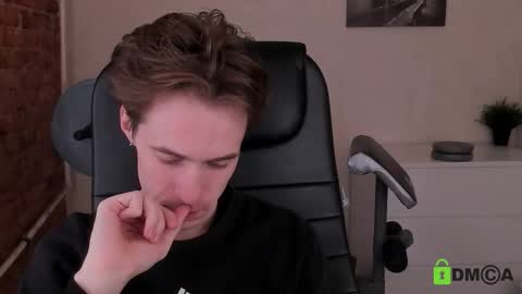 Snapshot of _tokyo_ghoul chatting on November 2025 07:19:02 AM _tokyo_ghoul online show from November 2025 07:19:02 AM