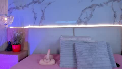 Valery online show from September 2025 03:43:01 AM