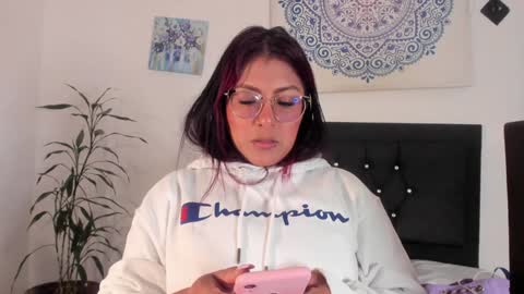 Veronica online show from January 2025 01:17:01 PM