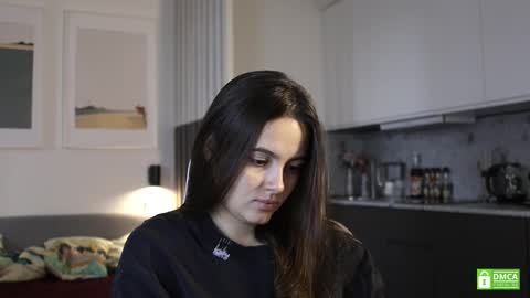 Kristina online show from October 2025 12:03:01 PM