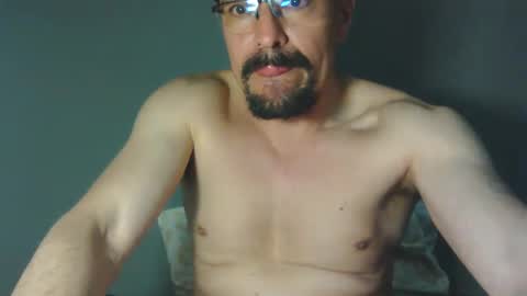 _yjesneth2011 online show from October 2025 01:03:01 AM