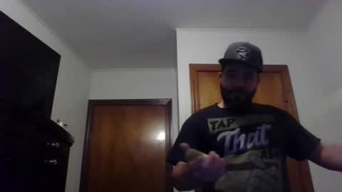 Snapshot of _your_pleasure__ chatting on February 2025 02:31:01 AM _your_pleasure__ online show from February 2025 02:31:01 AM