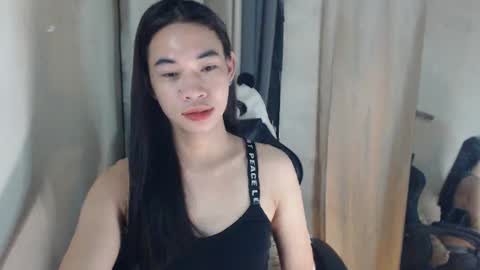 Snapshot of _yoursexwife_ chatting on February 2025 05:01:02 PM sheng online show from February 2025 05:01:02 PM