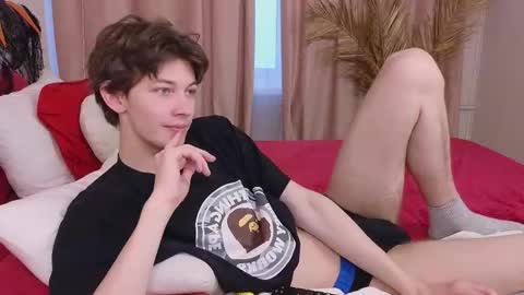 Denis online show from October 2025 12:39:02 PM