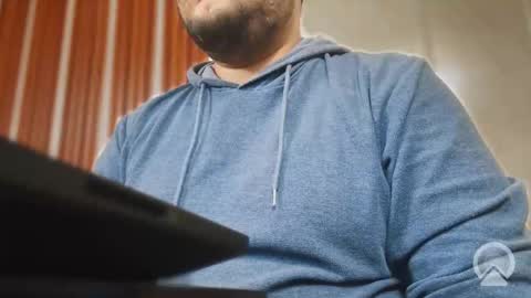 Sleepy owl online show from October 2025 07:08:01 AM