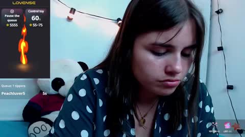 Snapshot of aabby_lee chatting on January 2025 06:57:02 PM Abby Lee online show from January 2025 06:57:02 PM