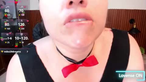 Snapshot of aabby_lee chatting on October 2025 07:03:01 PM Abby Lee online show from October 2025 07:03:01 PM