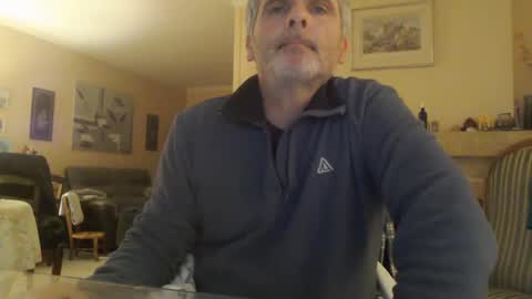 Snapshot of aalex1717 chatting on February 2025 08:45:02 PM Aalex1717 online show from February 2025 08:45:02 PM