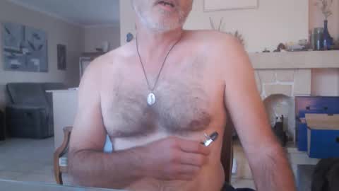 Snapshot of aalex1717 chatting on September 2025 05:53:02 AM Aalex1717 online show from September 2025 05:53:02 AM