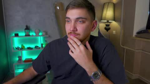 Alex online show from February 2025 05:37:01 AM