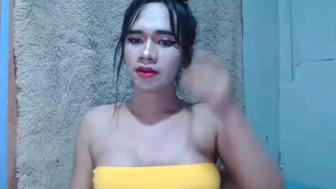 Snapshot of aaliyah04 chatting on October 2025 11:00:01 AM BERLAT online show from October 2025 11:00:01 AM