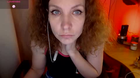 Snapshot of aamazingjoi chatting on February 2025 01:38:01 AM Katie online show from February 2025 01:38:01 AM