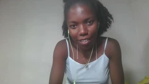 Snapshot of aangevelo chatting on November 2025 09:54:02 AM aangevelo online show from November 2025 09:54:02 AM