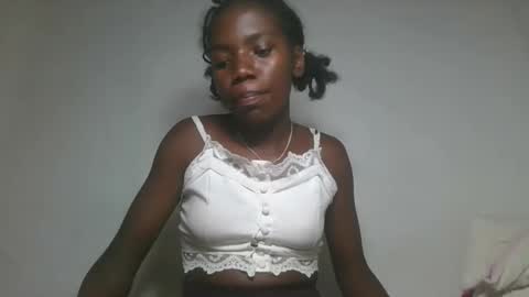 Snapshot of aangevelo chatting on November 2025 10:03:01 AM aangevelo online show from November 2025 10:03:01 AM