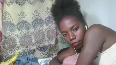 Snapshot of aangevelo chatting on November 2025 06:40:02 PM aangevelo online show from November 2025 06:40:02 PM