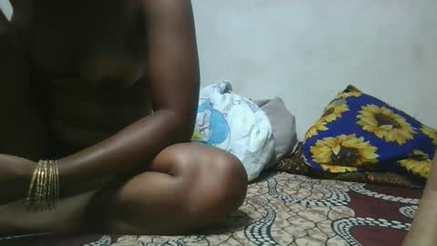 Snapshot of aangevelo chatting on November 2025 12:24:02 AM aangevelo online show from November 2025 12:24:02 AM